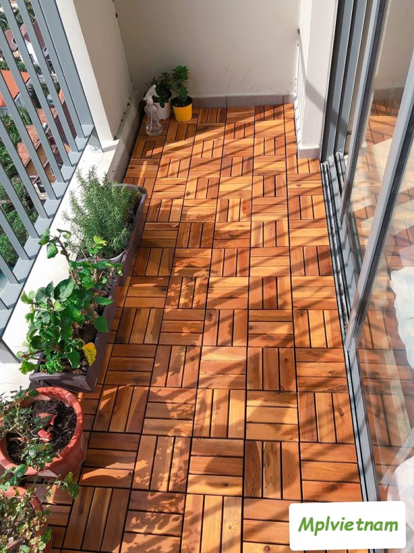Interlocking Patio Tiles 12 Slats Natural Color 10 Interlocking Patio Tiles 12 Slats Natural Color VG12V 12