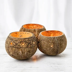 coconut shell tealight holder - detail view