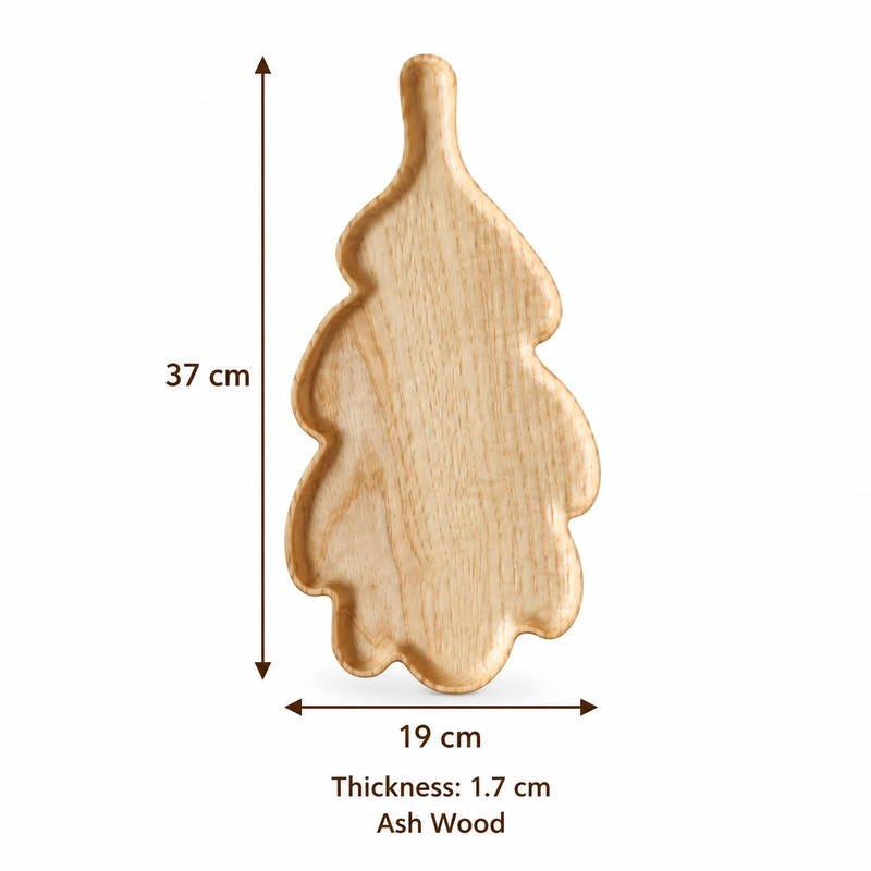 Lobed Ash Leaf Tray overall dimensions 37 × 19 × 1.7 cm in ash wood Lobed Ash Leaf Tray overall dimensions 37 × 19 × 1.7 cm in ash wood