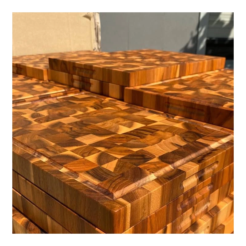 Wooden kitchenware batches at the factory