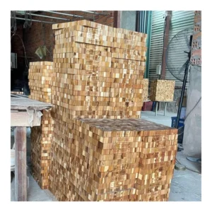 Wooden kitchenware batches at the factory