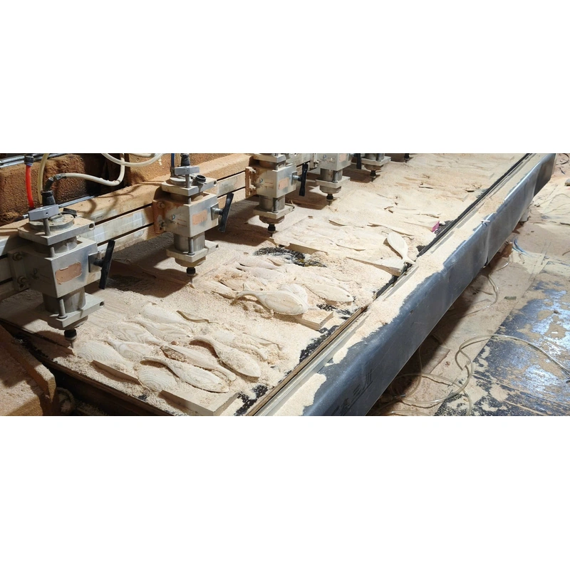 Lobed Ash Leaf Tray – Ash Wood 7 CNC equipment shaping curved wooden tray designs at the factory