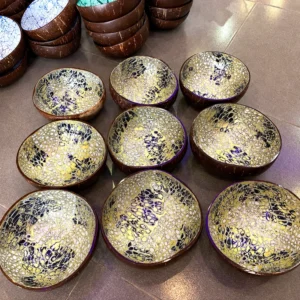 Gold Black Eggshell Coconut Bowl additional product photograph
