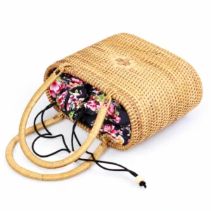 Floral Drawstring Rattan Handbag with Twin Handles 1 Floral drawstring rattan handbag construction detail