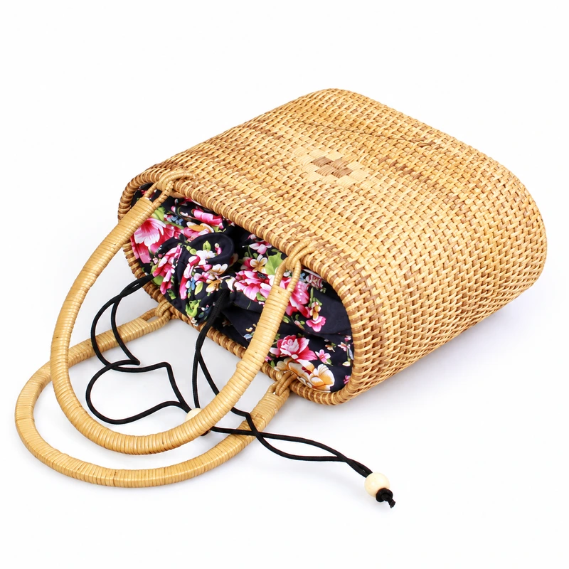 Floral Drawstring Rattan Handbag with Twin Handles Floral drawstring rattan handbag construction detail