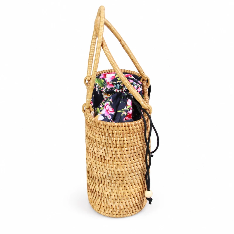 Floral Drawstring Rattan Handbag with Twin Handles Floral drawstring rattan handbag construction detail
