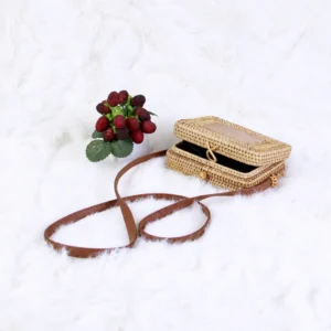Panel Front Rattan Crossbody Bag | 17 cm 3 panel front rattan crossbody bag product detail