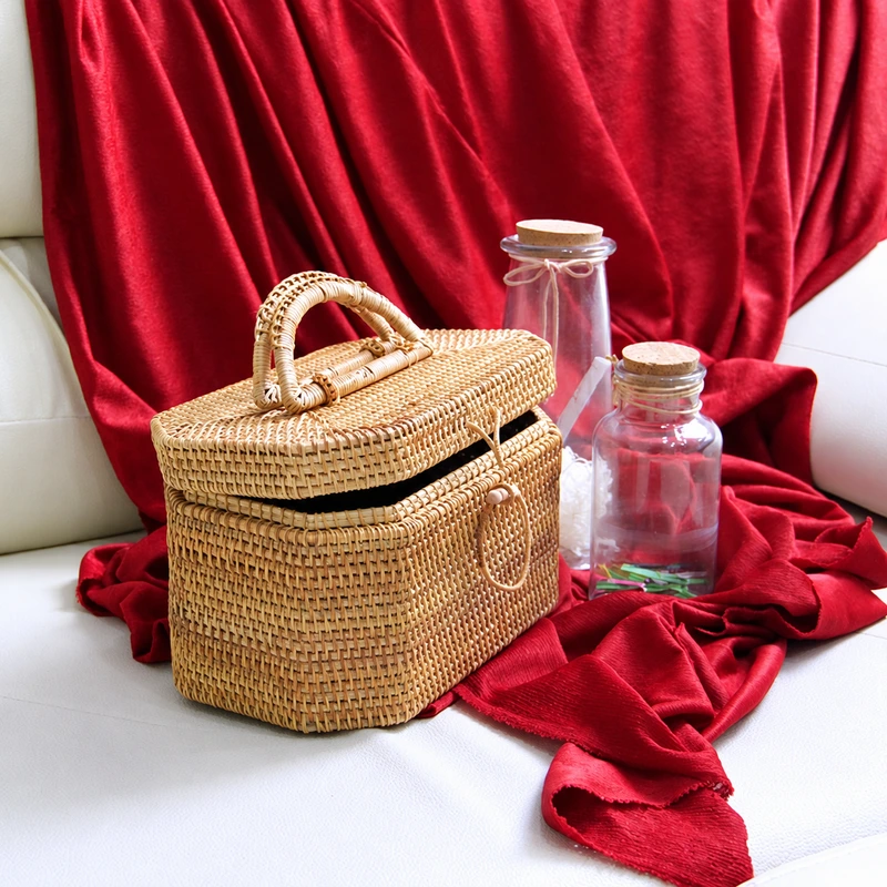 Lidded Rattan Basket Handbag | 27 cm 4 lidded rattan basket handbag product view