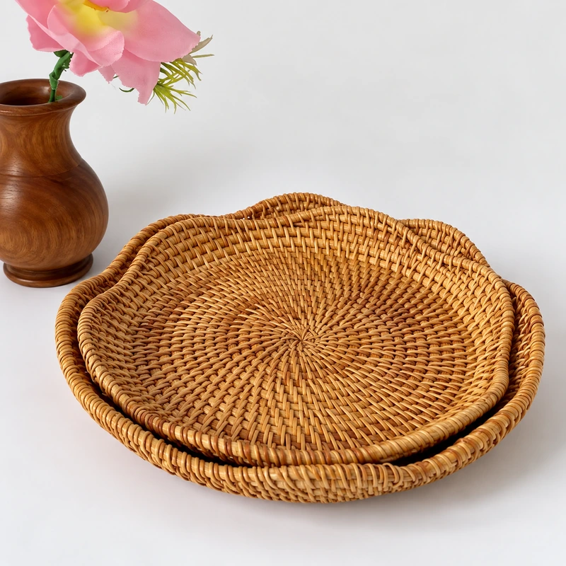 scalloped rattan plates construction detail
